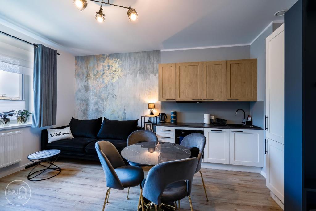 Η κουζίνα ή μικρή κουζίνα στο Blue Harmony Apartment