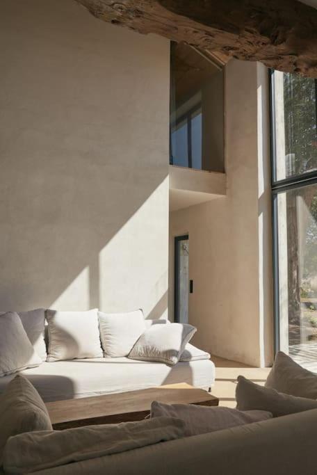 Photo de la galerie de l'établissement La Ferme de Brouage - Gite #4, à La-Gripperie-Saint-Symphorien