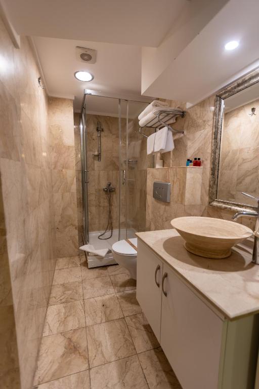Koupelna v ubytování Asia Business Suites