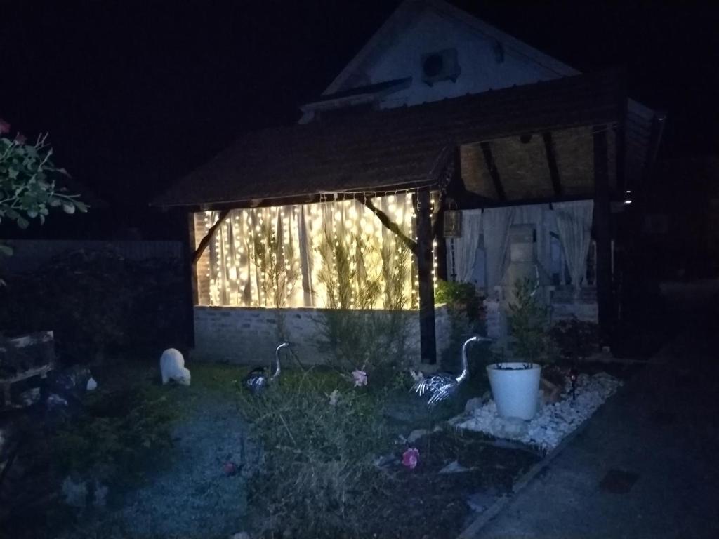 Apartmani Jozić - Apartamento De Estudio