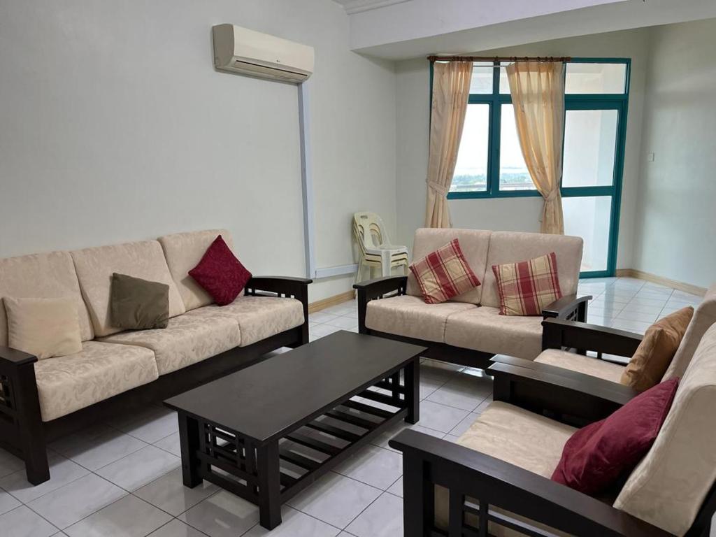 Miri City Centre Condo @ Imperial Mallにあるシーティングエリア