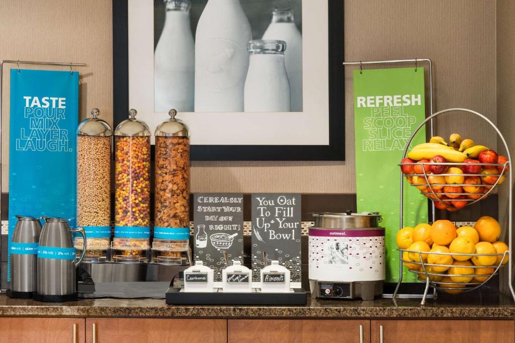 Sleep Inn Breakfast Hours: Start Your Day Right!