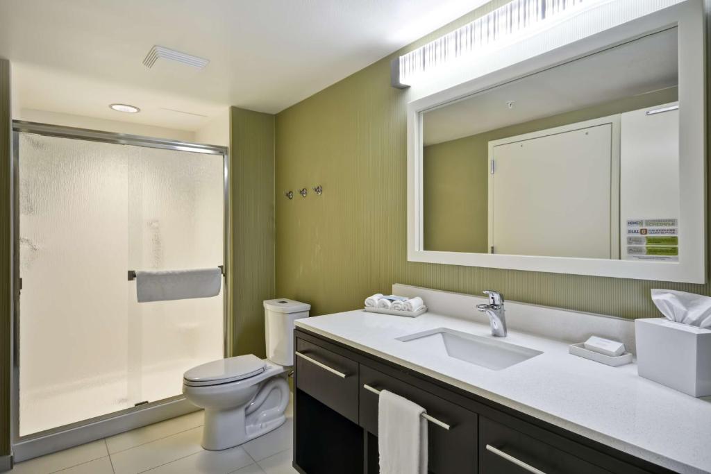 Koupelna v ubytování Home2 Suites By Hilton Oswego