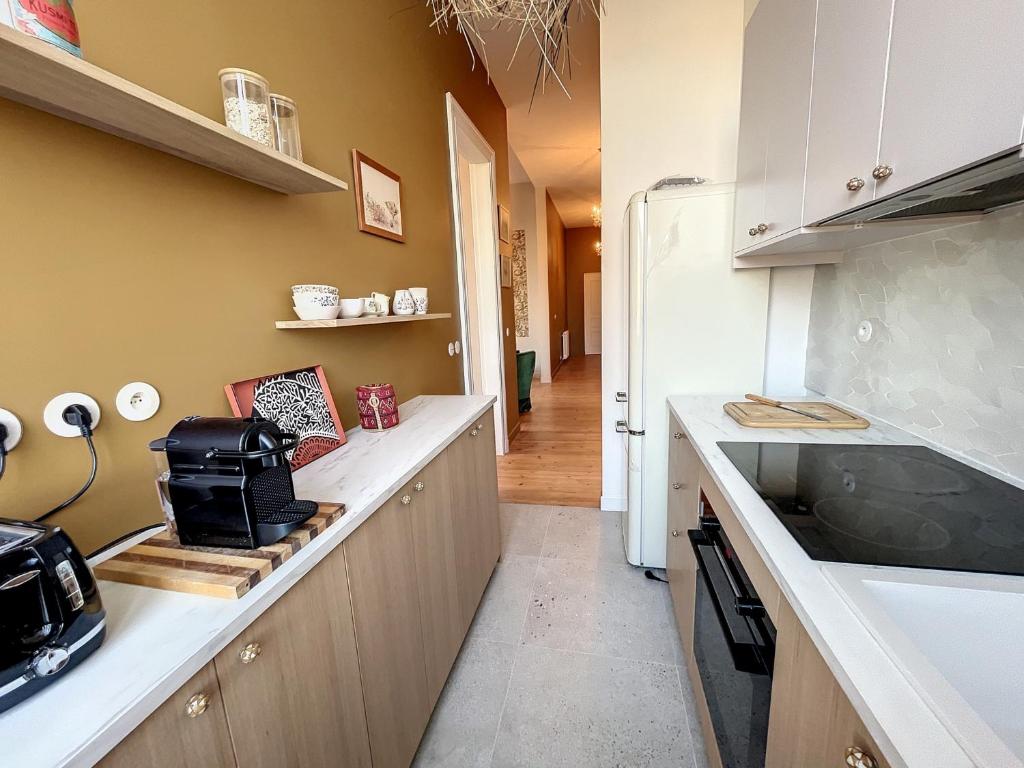 Virtuv&#x117; arba virtuv&#x117;l&#x117; apgyvendinimo &#x12F;staigoje Appartement Granville, 4 pi&egrave;ces, 6 personnes - FR-1-361-392