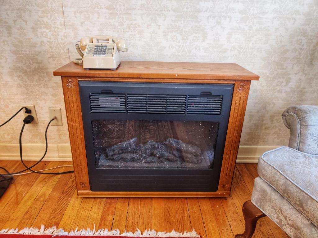 Montague Inn Bed & Breakfast photo