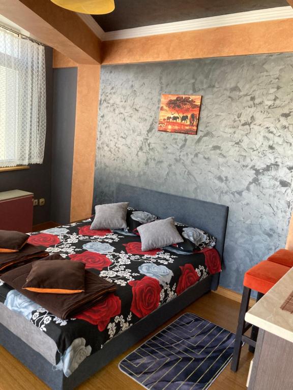 Postel nebo postele na pokoji v ubytování Apartman Aischa