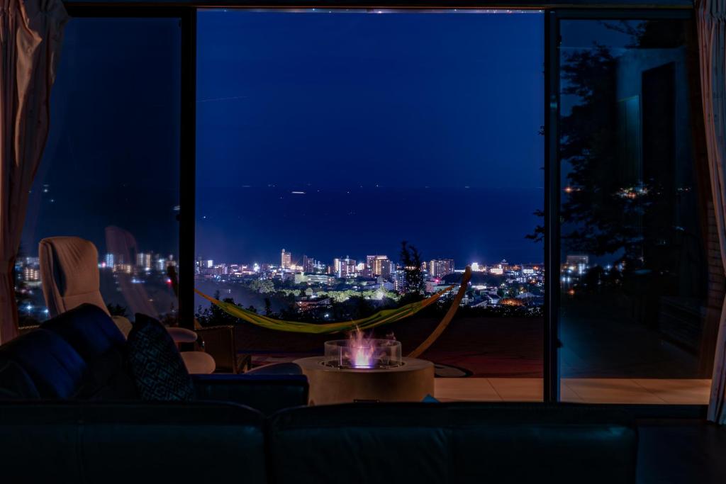 Fotografie z fotogalerie ubytování Sky Villa Beppu with Private Onsen-天空の別府邸 v destinaci Beppu
