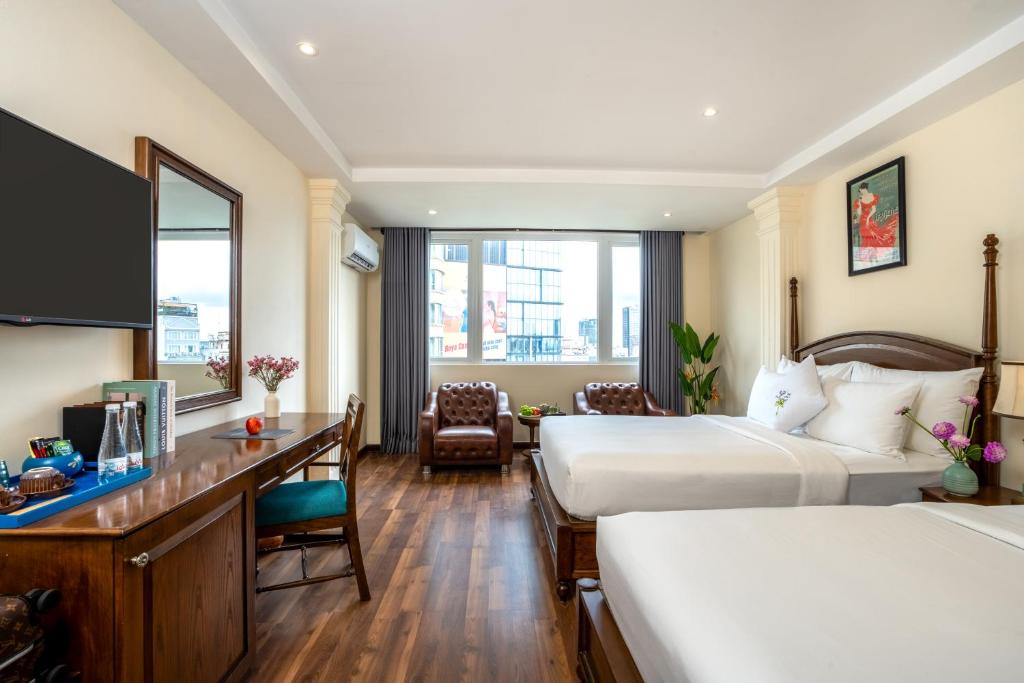 Elegant Suite with City View - Free One Time Happy Hour