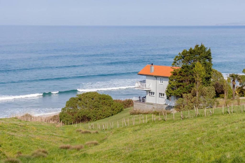 Φυσικό τοπίο κοντά σε αυτή η παραθεριστική κατοικία