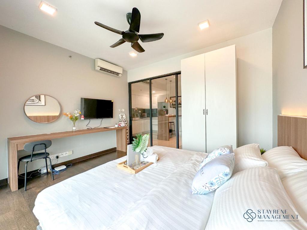 Almas Suites Puteri Harbour by Stayrene - Balkonlu Stüdyo