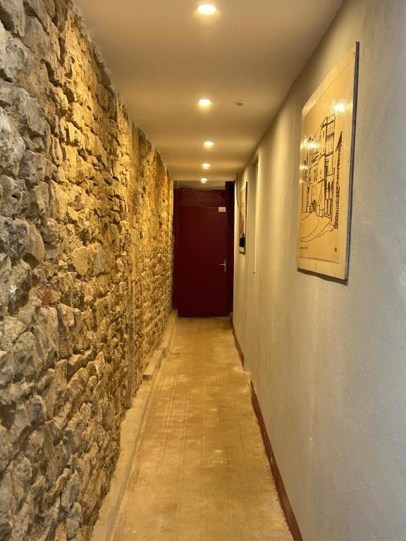 Fotografie z fotogalerie ubytování Bel appart stylé avec jacuzzi v destinaci Sedan