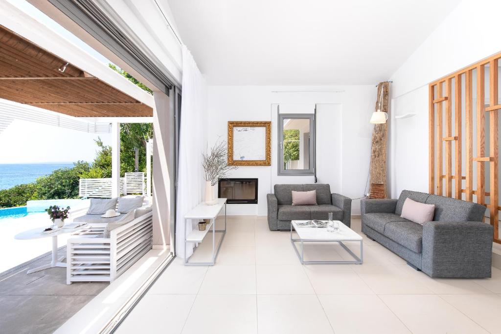 Posezení v ubytování Mare Dei Suites Hotel Ionian Resort