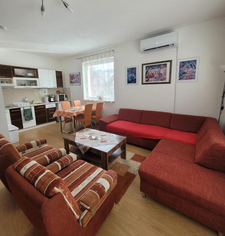 Posezení v ubytování Apartmán IRIS Podhájska