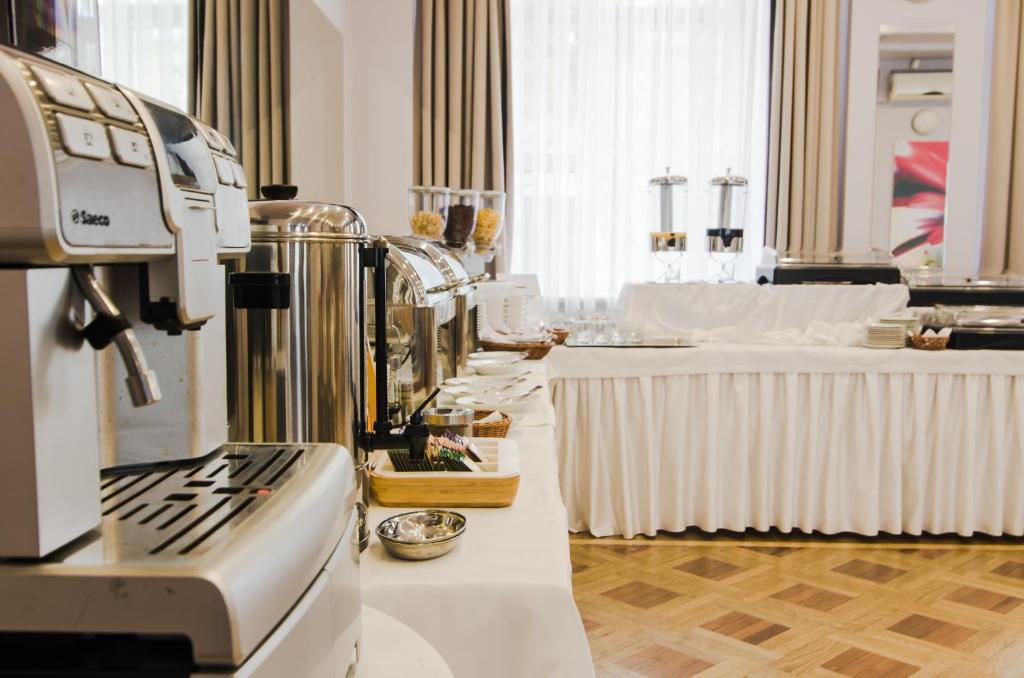 Hotel Lazienkowski - Resim 7