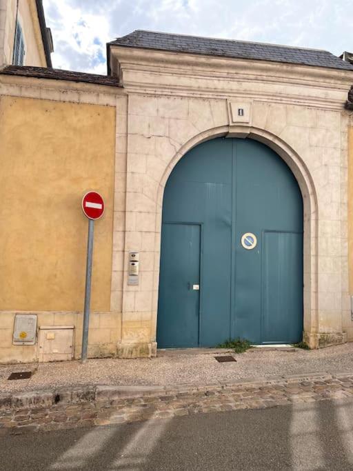 Fotografie z fotogalerie ubytování Le Brumby - Internet Netflix draps serviettes café v destinaci Joigny