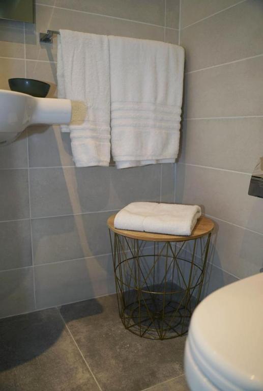 Koupelna v ubytování Private rooms with bathroom in Valletta