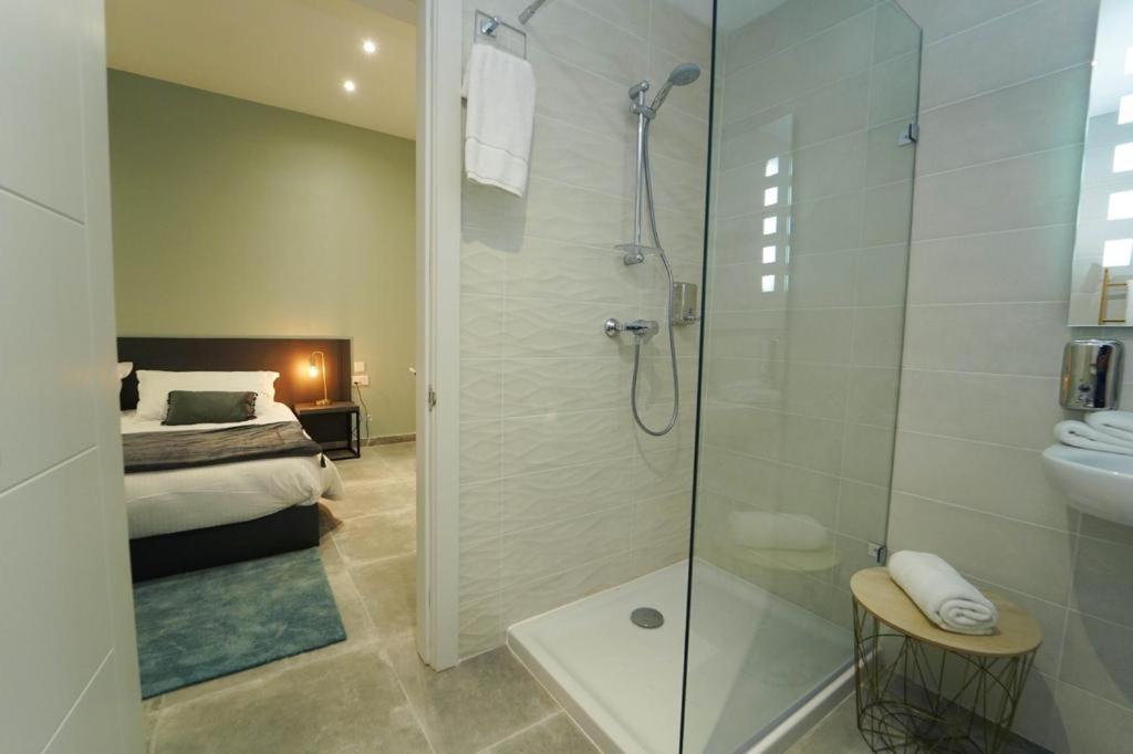 Koupelna v ubytování Private rooms with bathroom in Valletta