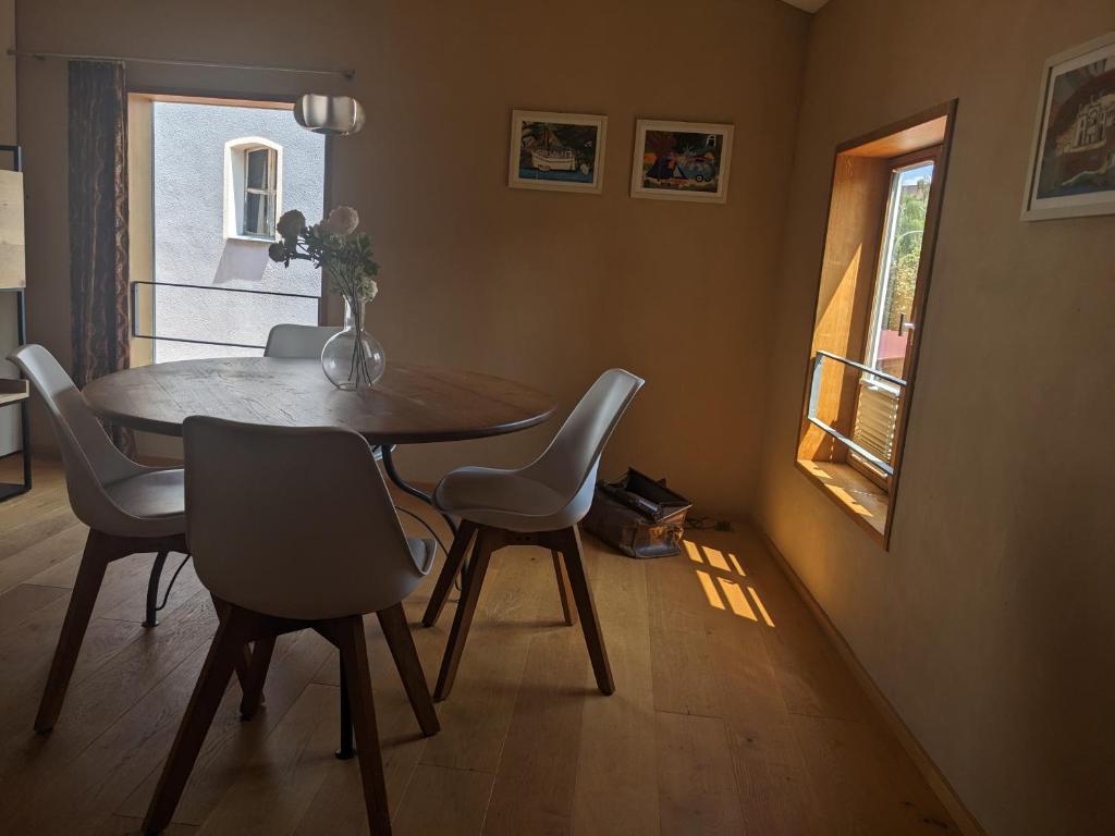 Posezení v ubytování Ferienwohnung Kallmünz_Luftschloss