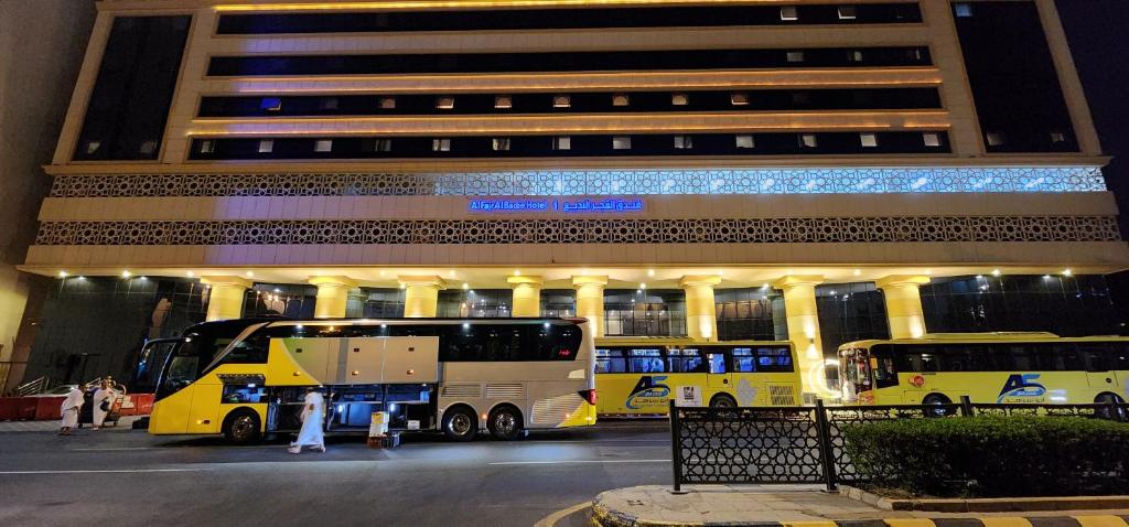 Fotografie z fotogalerie ubytování فندق الفجر البديع واحد للخدمات الفندقيه v destinaci Al Khansāk