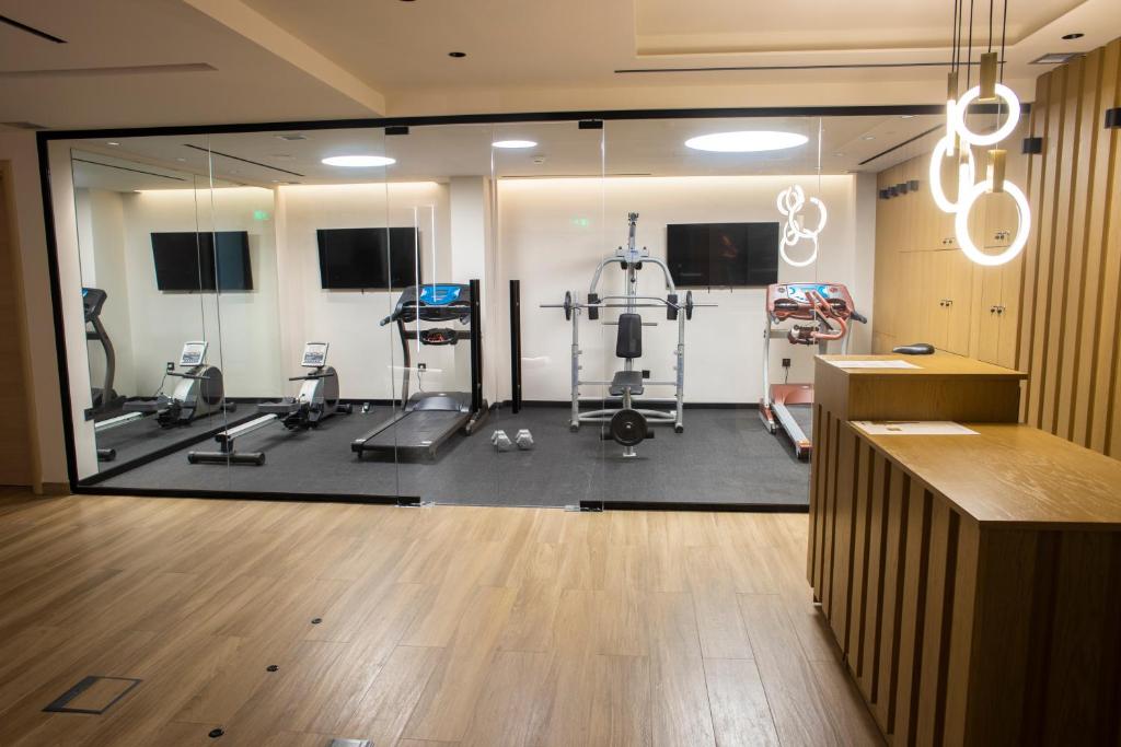 Fitness centrum a/nebo fitness zařízení v ubytování Anasa Luxury Resort
