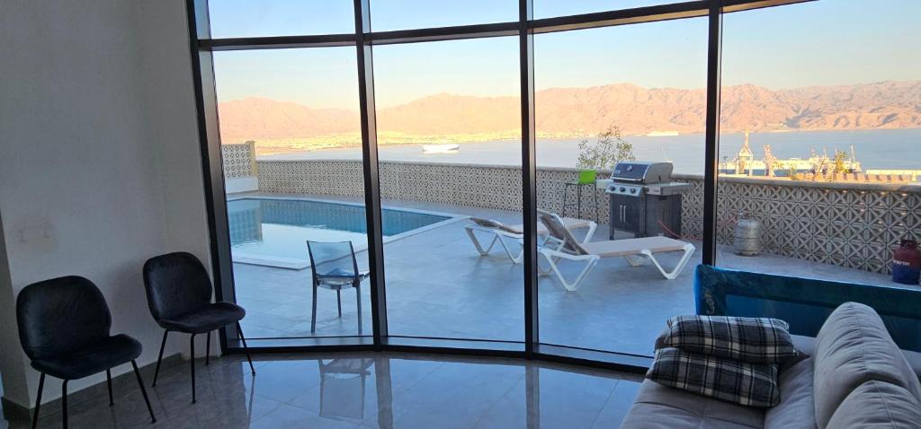 ヴィラの近くで見られる自然の景観