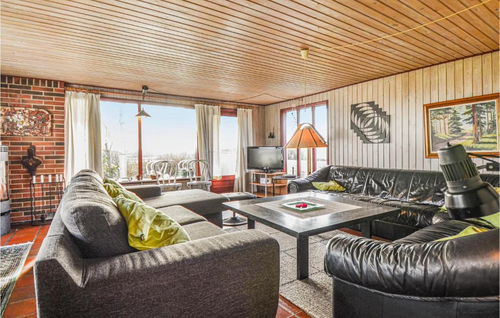 Posezení v ubytování Holiday Home Skonnertvej Ebeltoft V