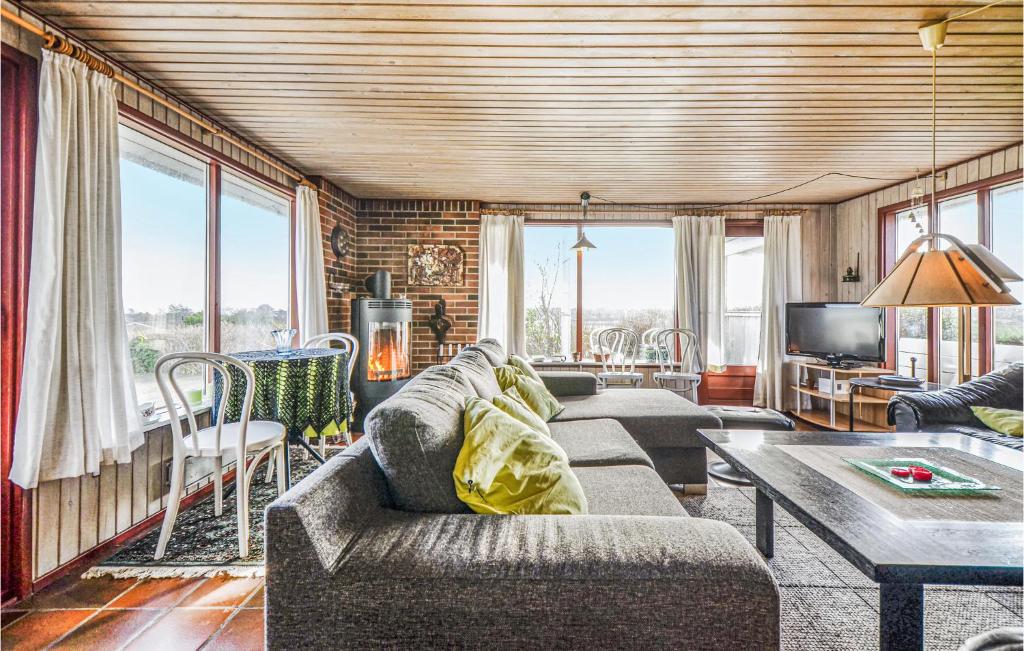 Posezení v ubytování Holiday Home Skonnertvej Ebeltoft V