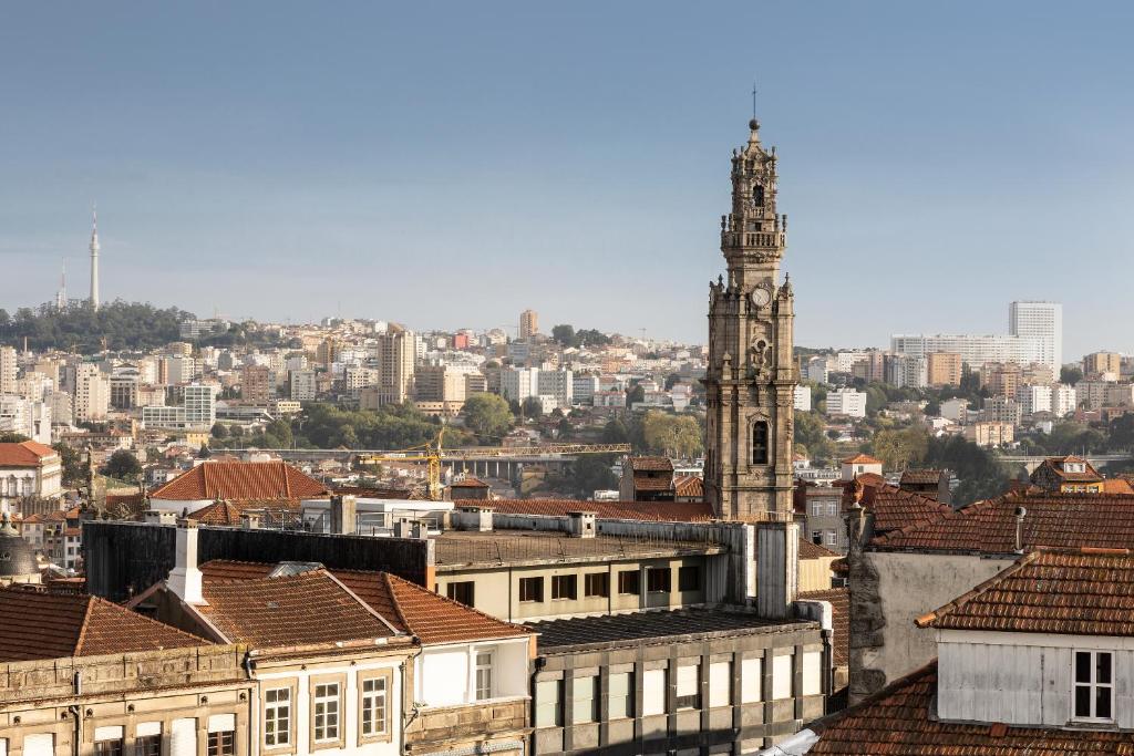 Nespecifikovaný výhled na destinaci Porto nebo výhled na město při pohledu z hotelu