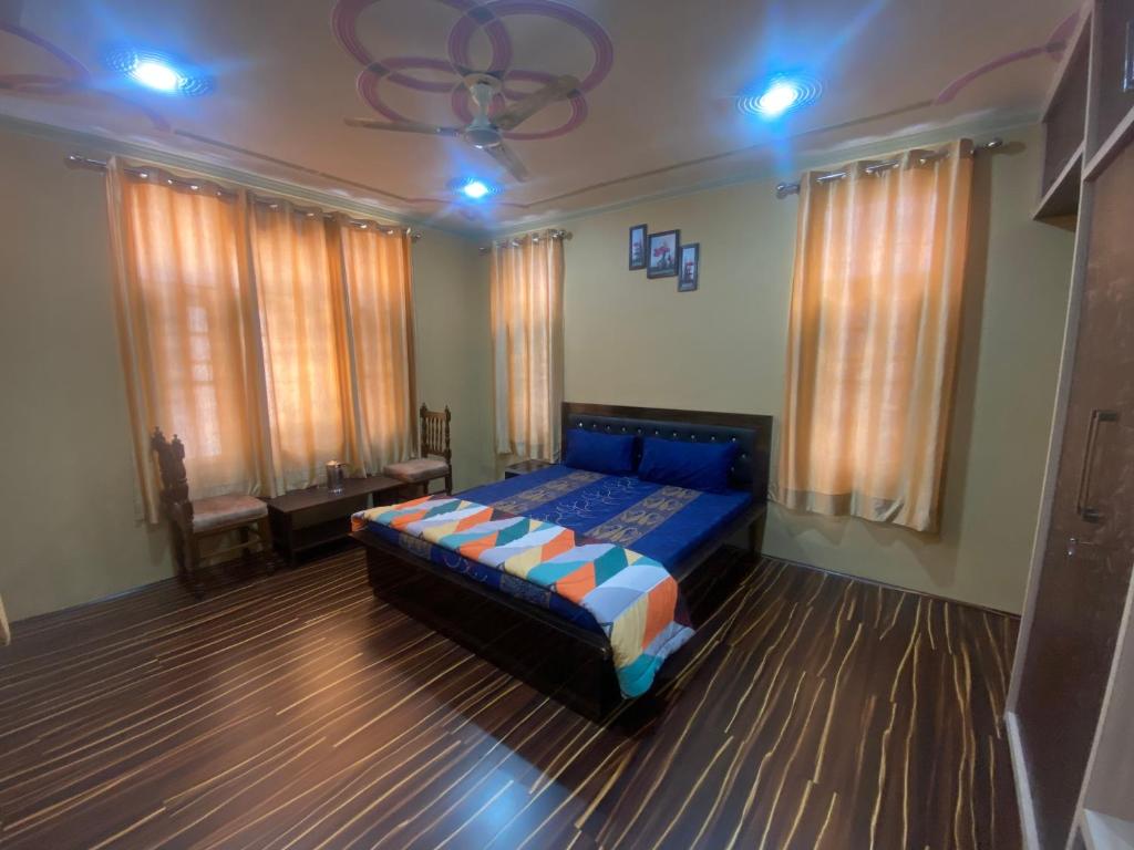 Postel nebo postele na pokoji v ubytování Penthouse Villa