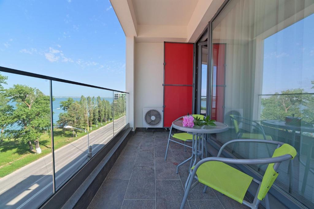 Tomis Garden Apartments Mamaia - Resim 24