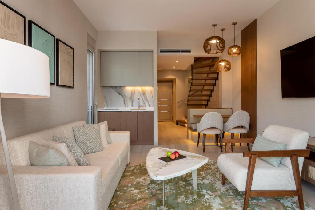 Hyatt Regency Kotor Bay Resort - 10