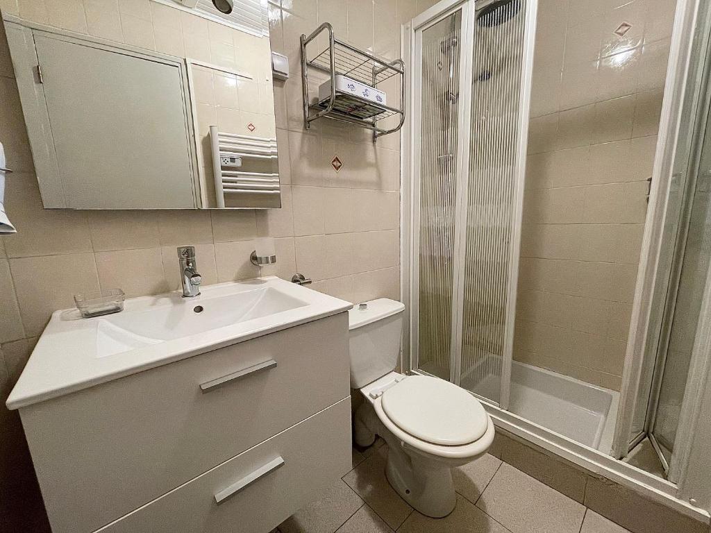 Domaine la coquillade - Double Room With Pool View