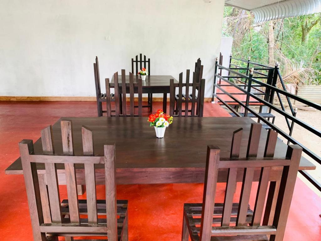 Fotografie z fotogalerie ubytování Peacock Villa Resort v Udawalawe