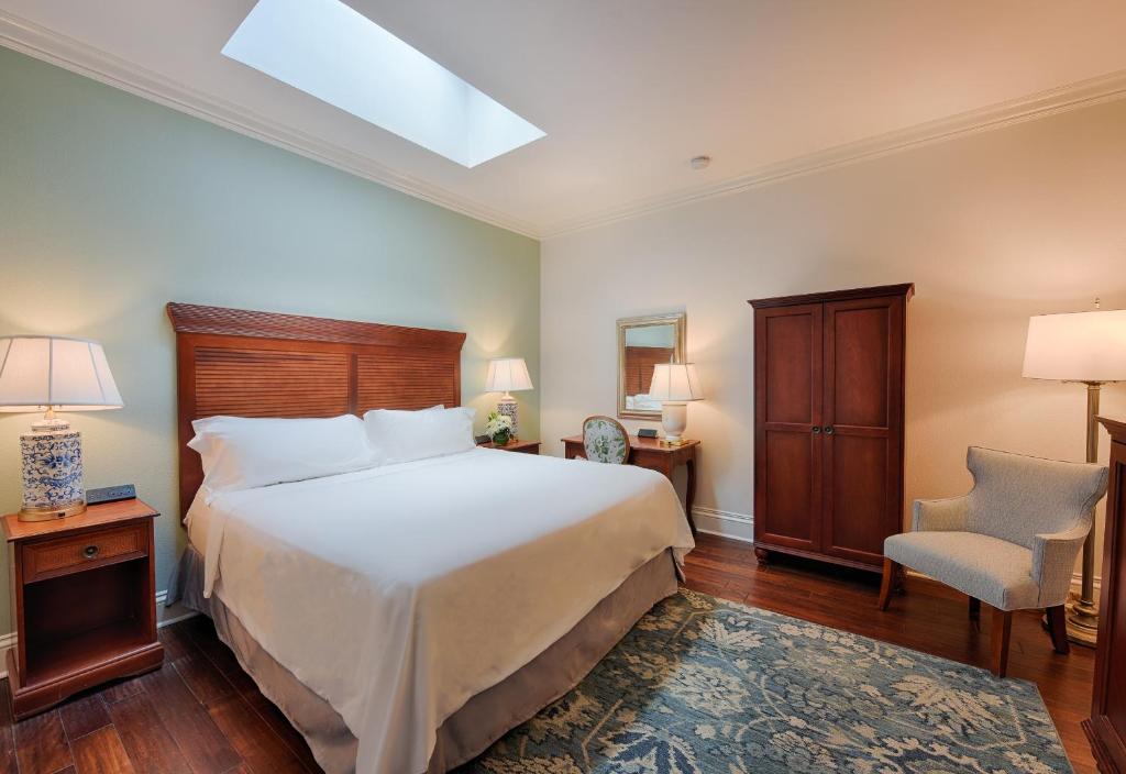 voco St James Hotel, an IHG hotel - Room King - Pas De Fenêtre