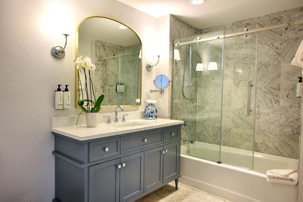 voco St James Hotel, an IHG hotel - Suite Royale