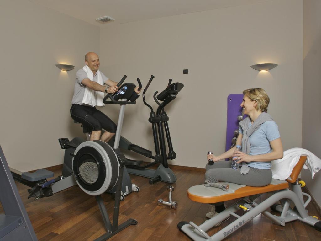 Fitness centrum a/nebo fitness zařízení v ubytování Château & Spa De La Commanderie