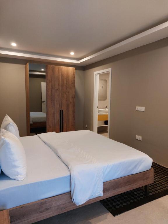 Kololi Sands Apartments - Appartement De Deux Chambres Avec Balcon