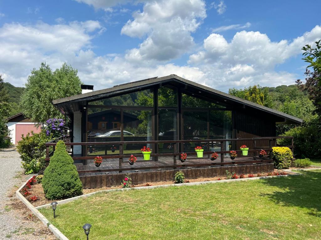 Zahrada ubytování Spacieux chalet à Aywaille
