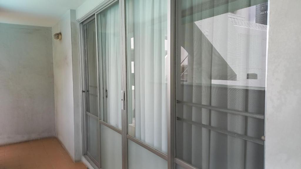 Panoramic City View Room at Silom - 9