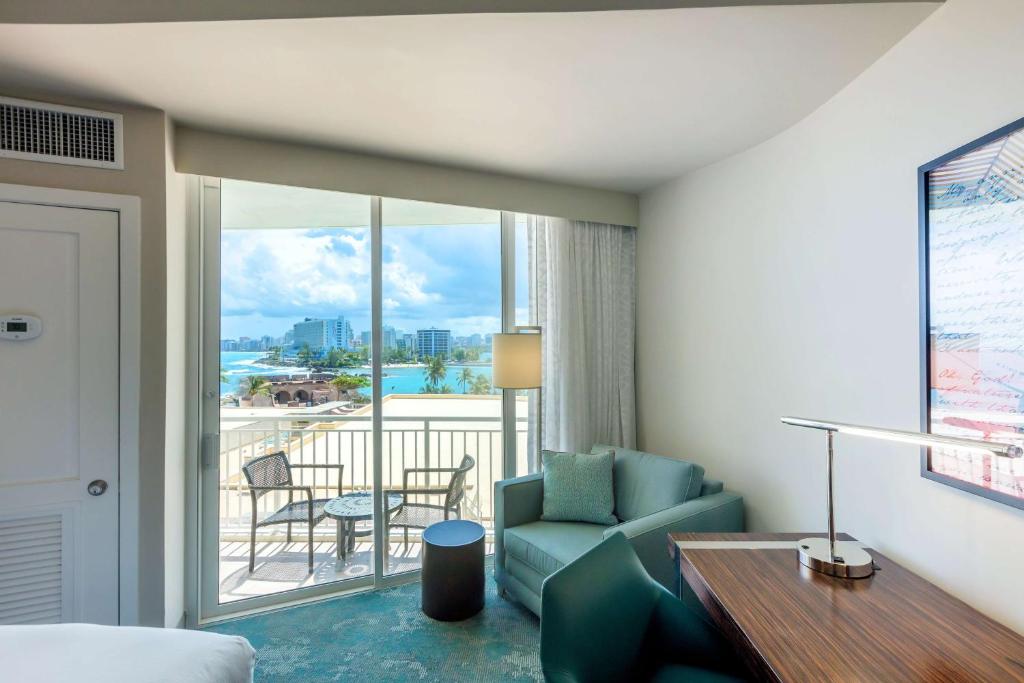 Posezení v ubytování Caribe Hilton