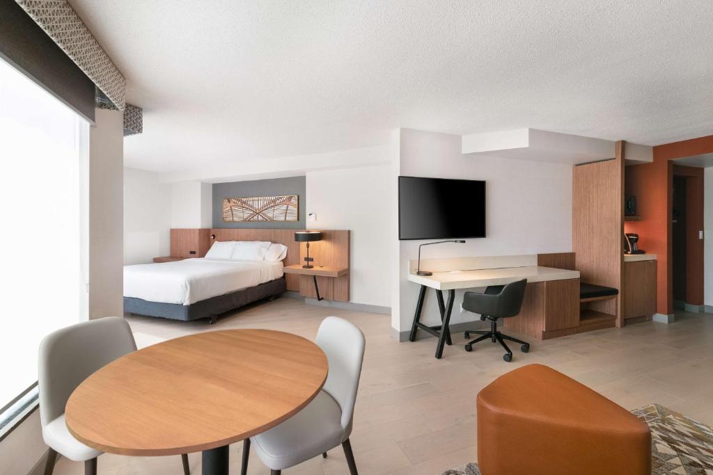 Hilton Garden Inn Toronto Airport - Resim 2