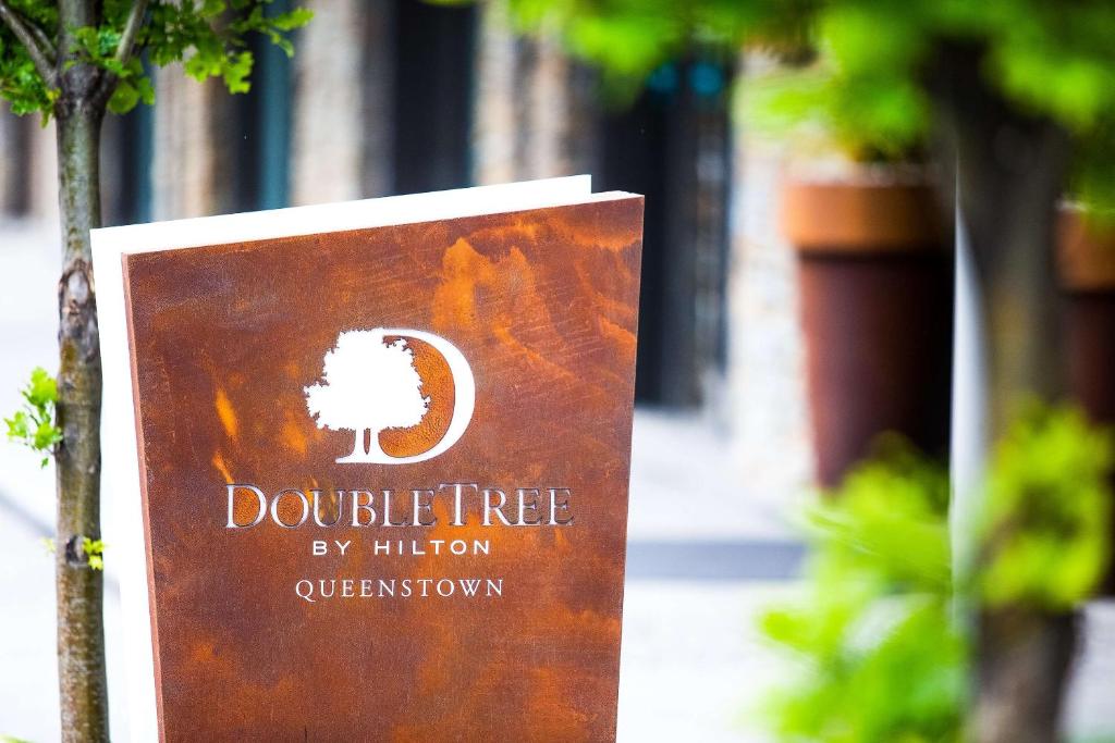 DoubleTree by Hilton Queenstown - Resim 11