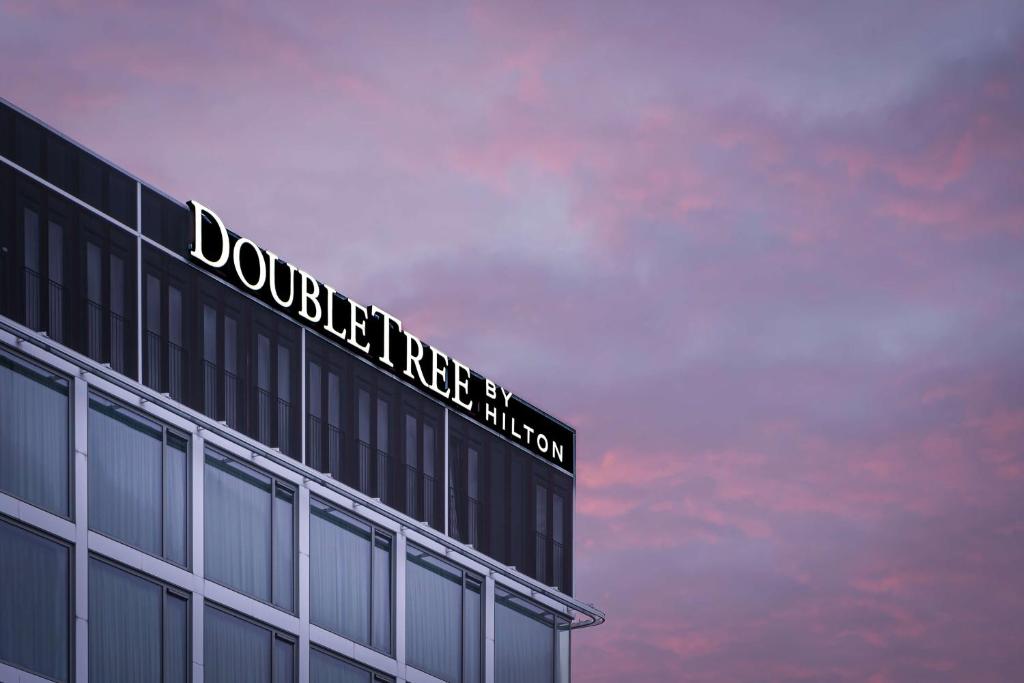 Doubletree By Hilton Amsterdam Ndsm