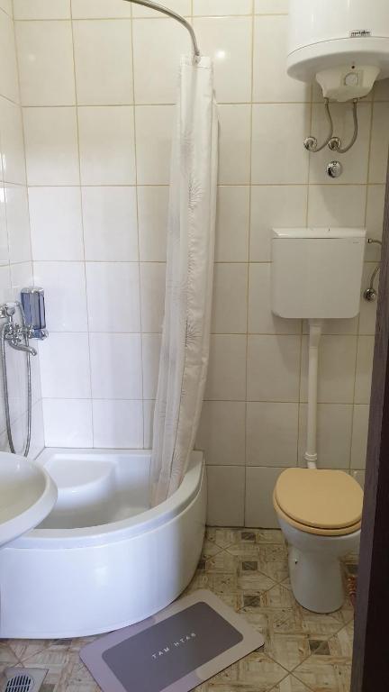 Koupelna v ubytování Etno kuća Stara Frajla
