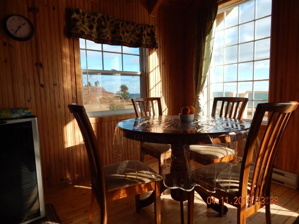 Fotografie z fotogalerie ubytování Les Chalets Brise-de-Mer v destinaci Sainte-Thérèse-de-Gaspé