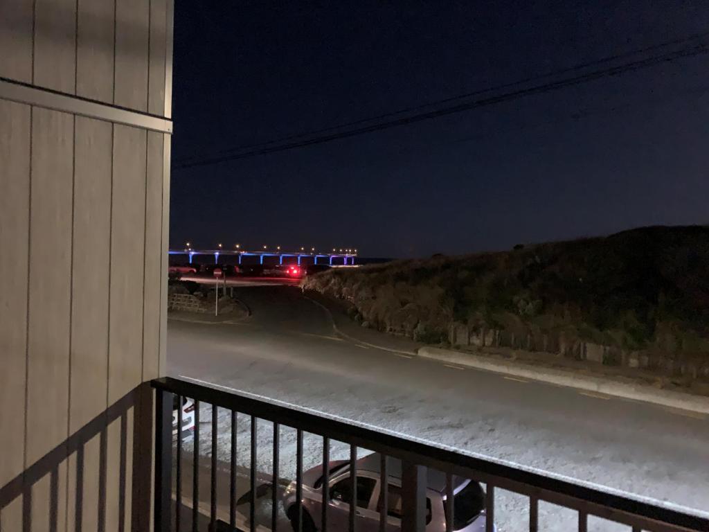 Beachfront Haven - Resim 19