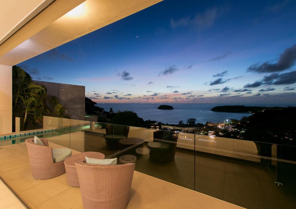 The Oceanfront - Penthouse with Stunning Views