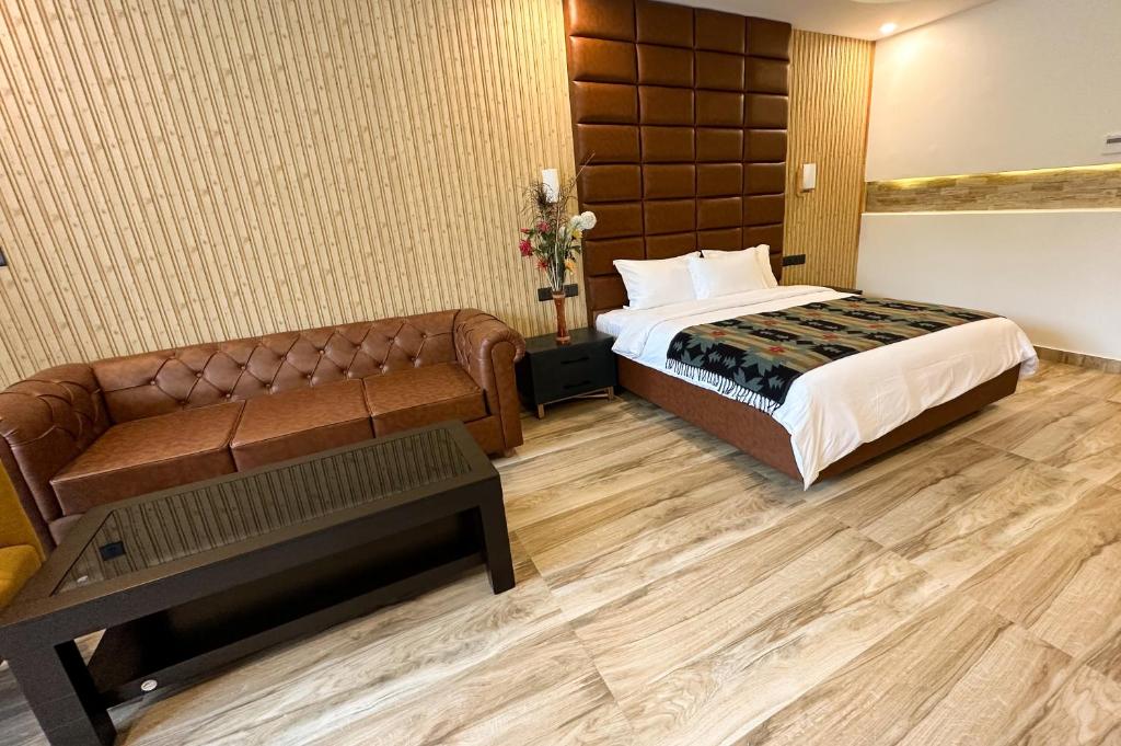 Letto o letti in una camera di Lake View Resort