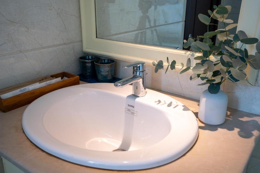 Grand Elegant Suite 2 Double Bed City View - Free One Time Happy Hour