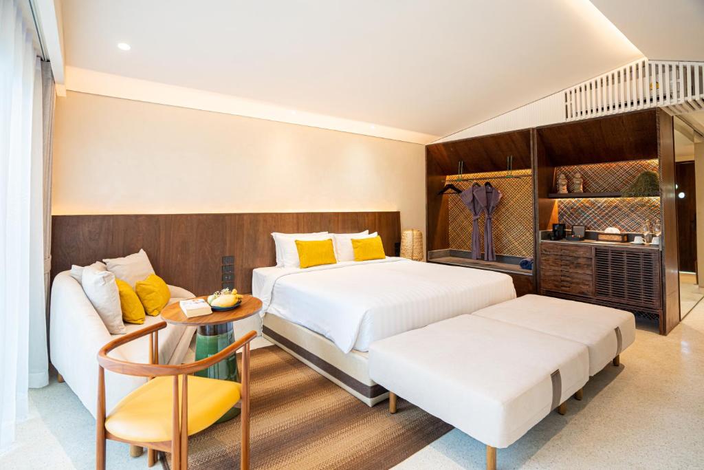 Barcelo Coconut Island, Phuket - Lux Jacuzzi Suite